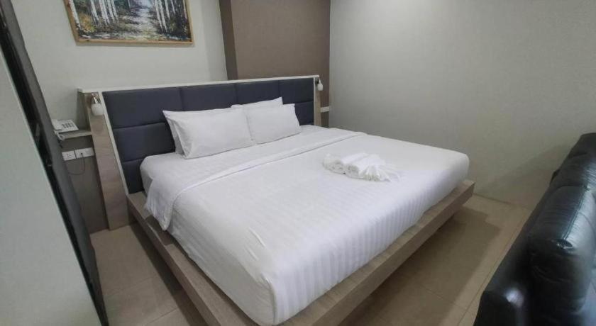 Sattahip 9 Boutique 2*